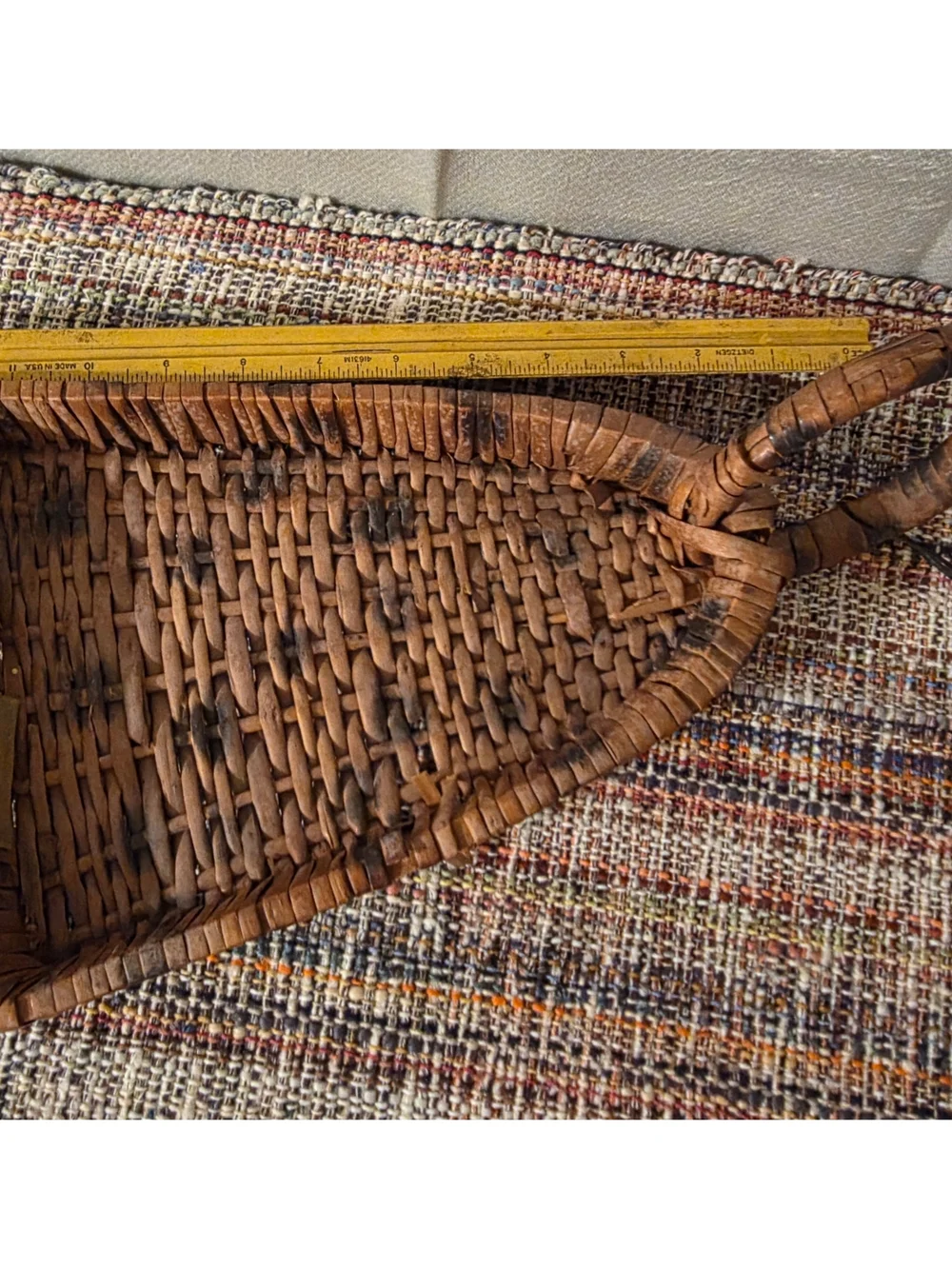 Vintage Handwoven Brown Wicker Dustpan Basket - Rustic Home Accent